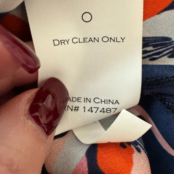 NWT Draper James Silk Floral Print Blouse Size 4 - Picture 8 of 11